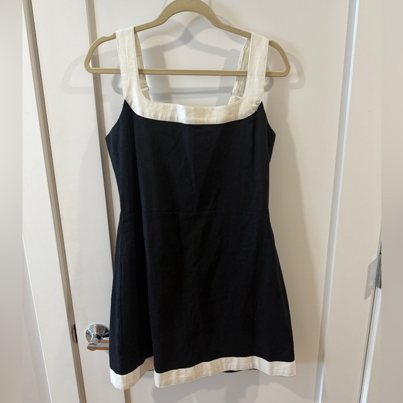 Abercrombie & Fitch Dresses & Skirts - Abercrombie Linen Blend Mini Dress